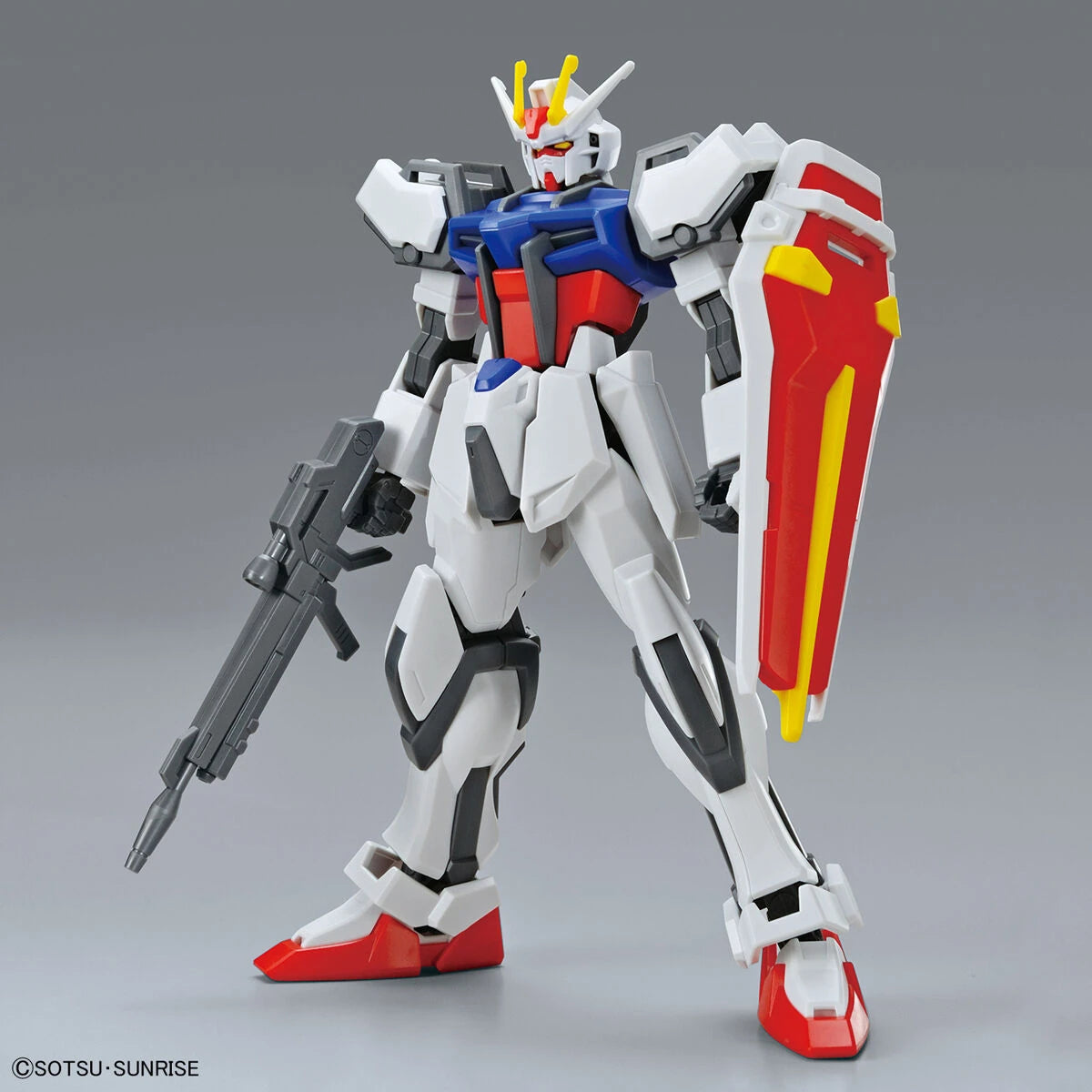 EG Strike Gundam model kit with beam rifle and shield front view