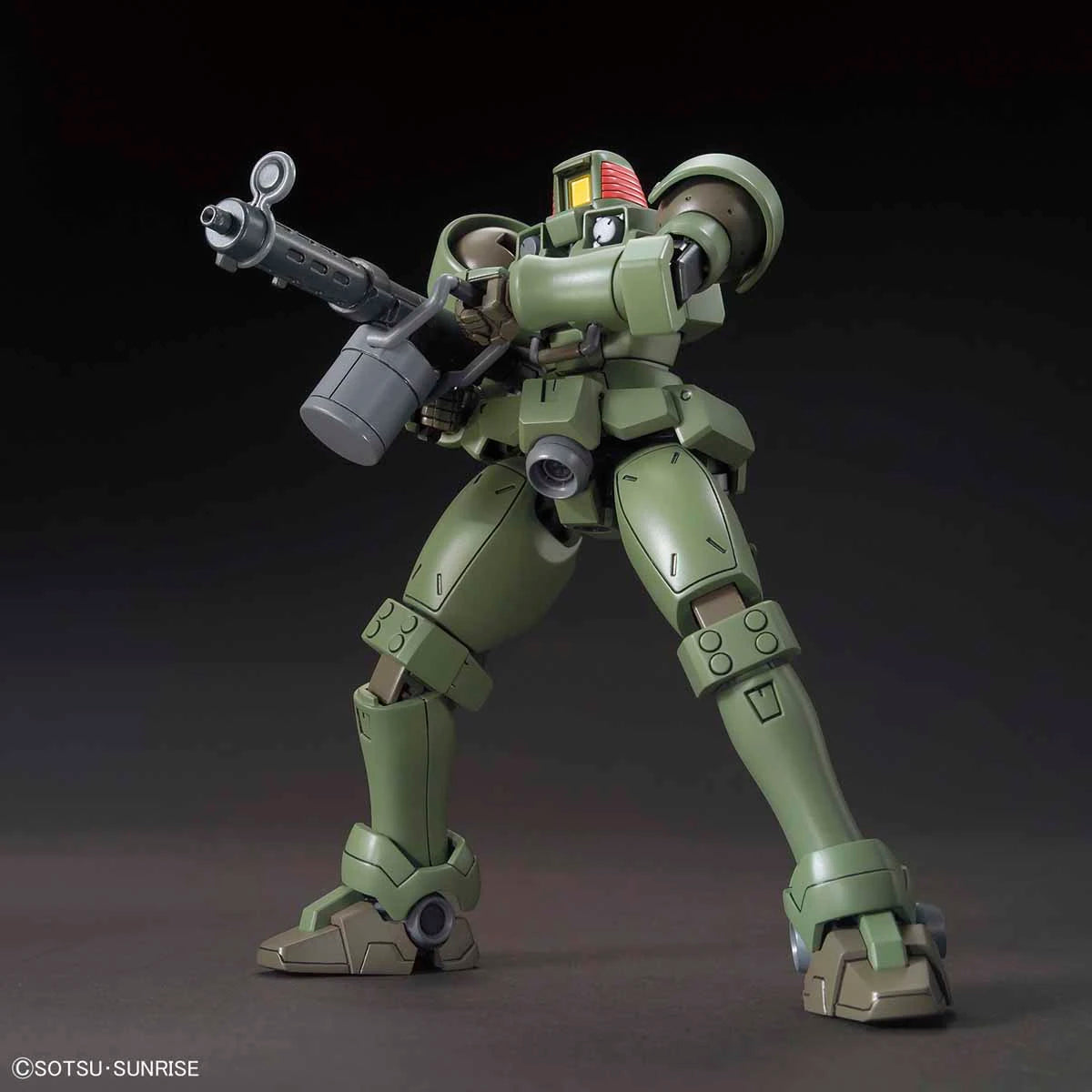 HG Leo model kit action pose with rifle