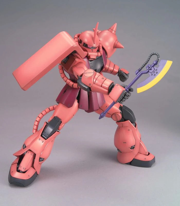 MG Char's Zaku II ver 2.0 Gundam model kit axe pose