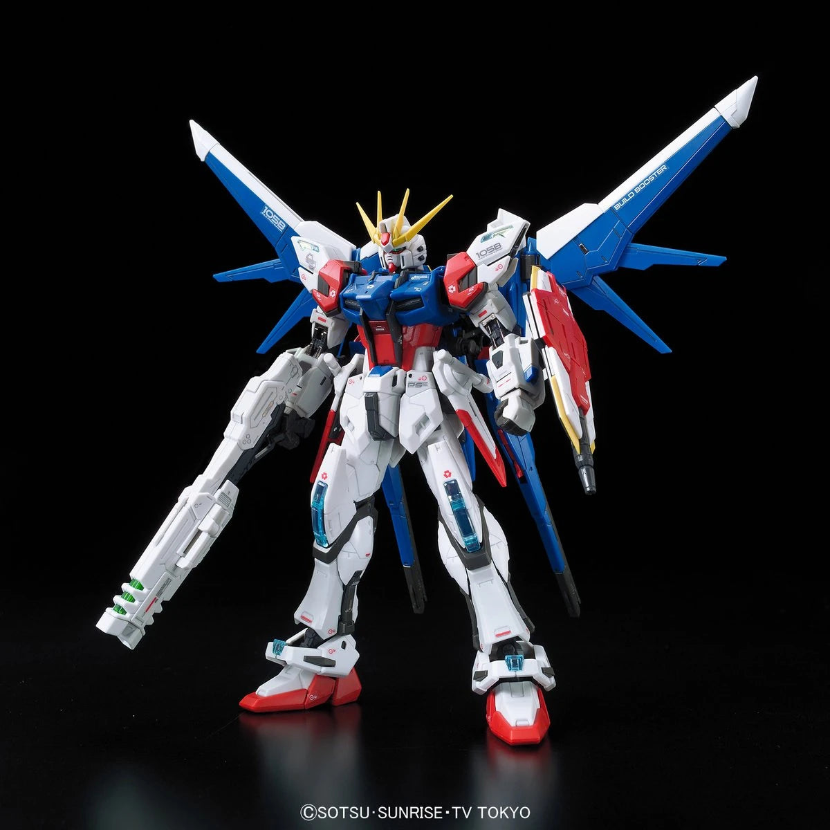 RG Build Strike Gundam Full Package Gundam model kit front view